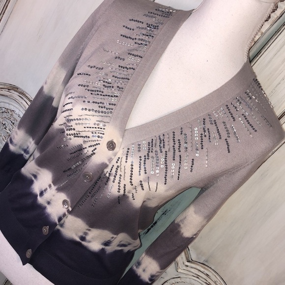 BCBGMAXAZRIA Silk and Cotton Blend Tie Dye Sequin and Beaded Sweater Size Small - Picture 3 of 12